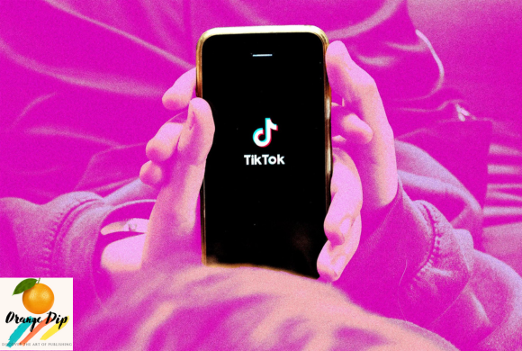 How to Download TikTok Video Off Hand