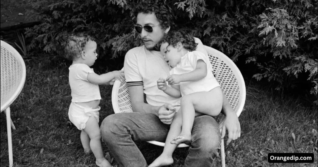 Anna Dylan: Life, Legacy, and Artistic Journey